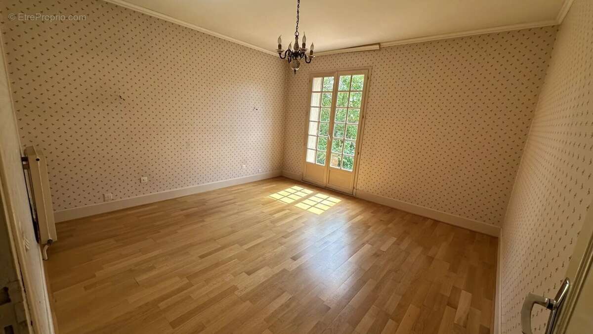 Maison à BEAUVAIS