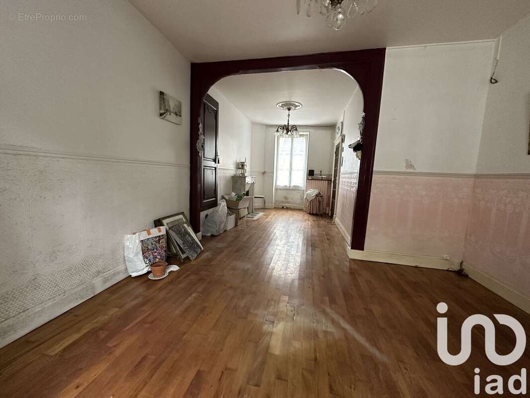 Photo 3 - Maison à REUILLY