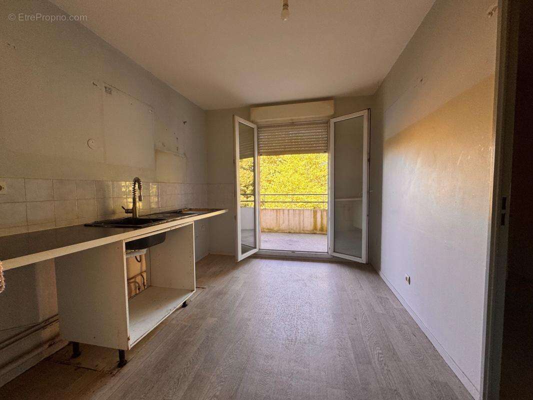 Appartement t4 - photo 8