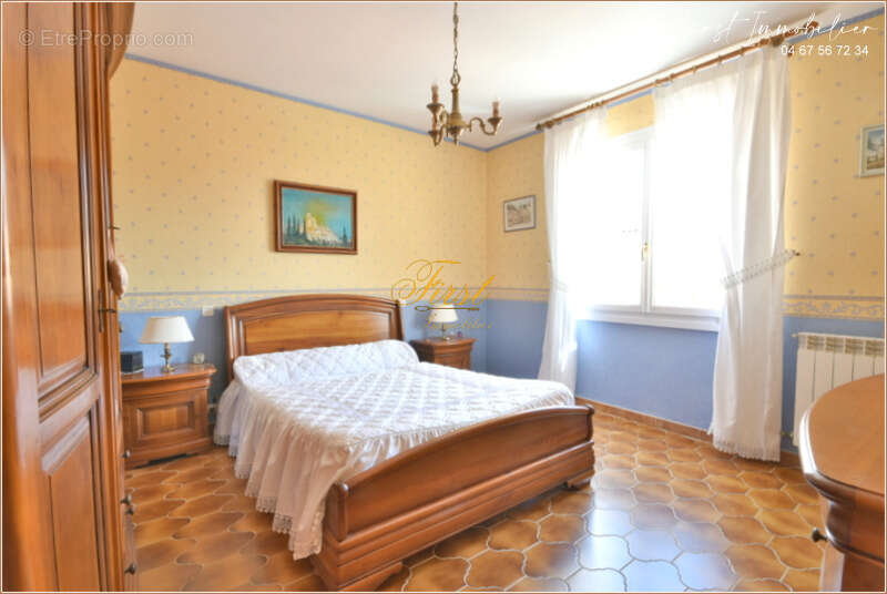 Entre Montpellier et Nimes , sur la commune de GALARGUES Villa F5 ( 4 chambres) sur 1250 m2 + piscine - photo 14