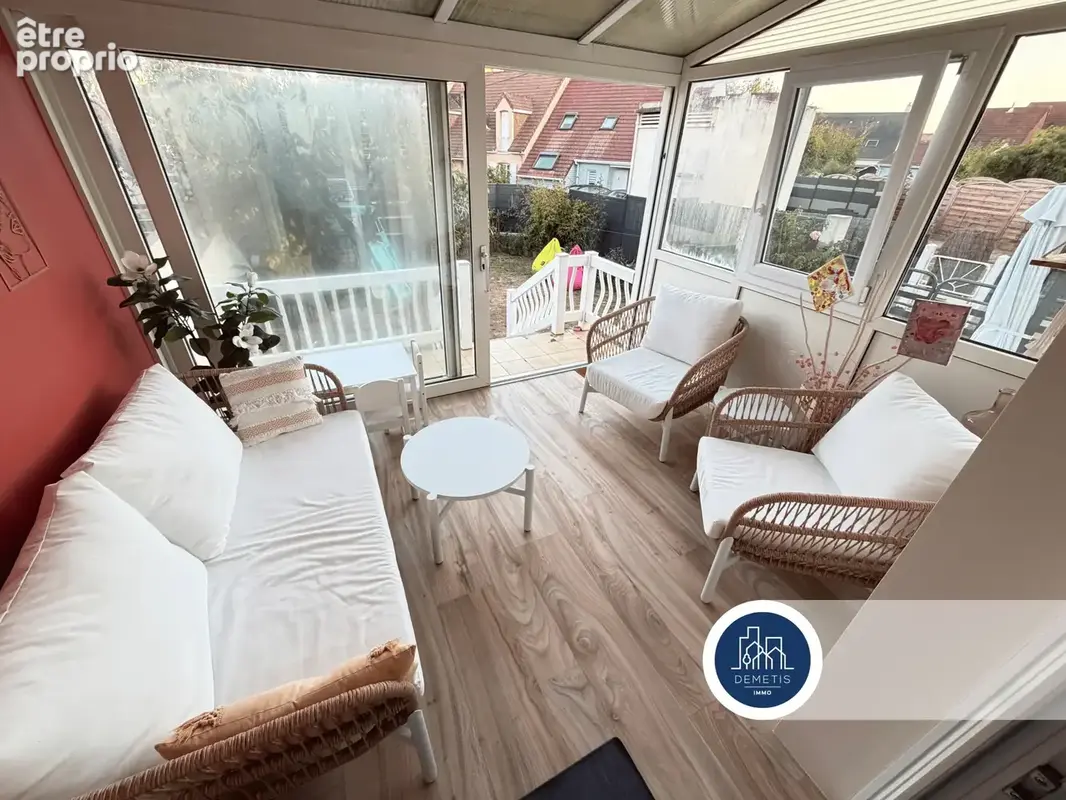 COUP DE CŒUR   Maison rénovée avec jardin & garage - Riffaudières - photo 8