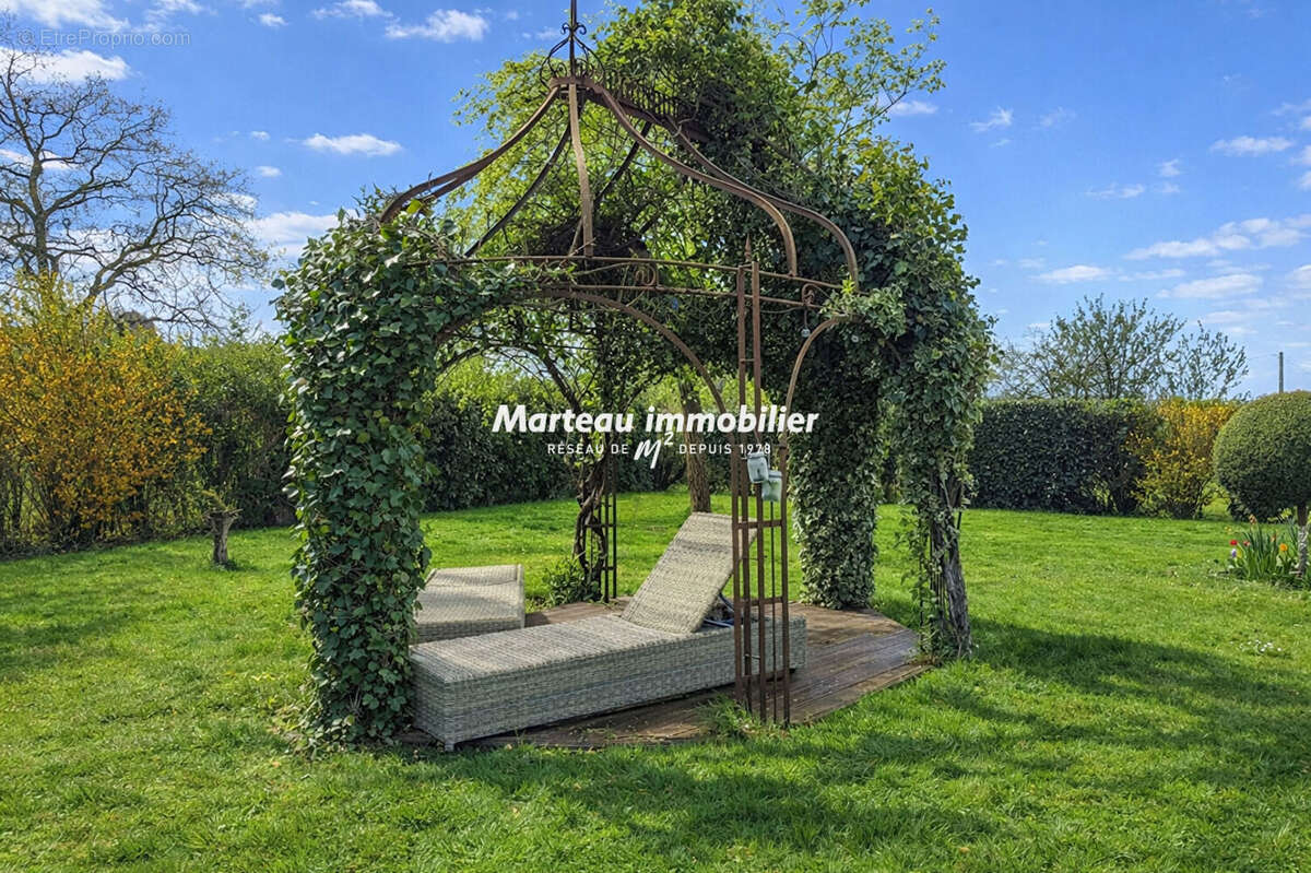 Maison à VOIVRES-LES-LE-MANS