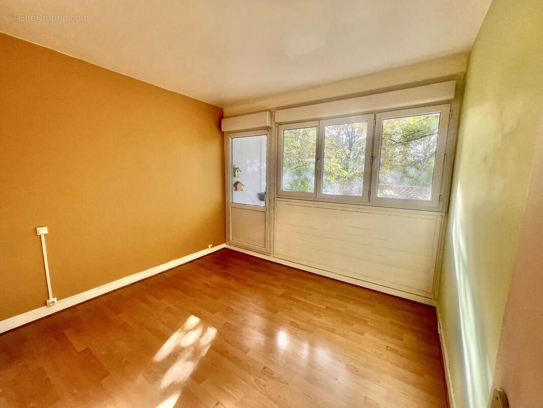 Appartement à AUBERGENVILLE