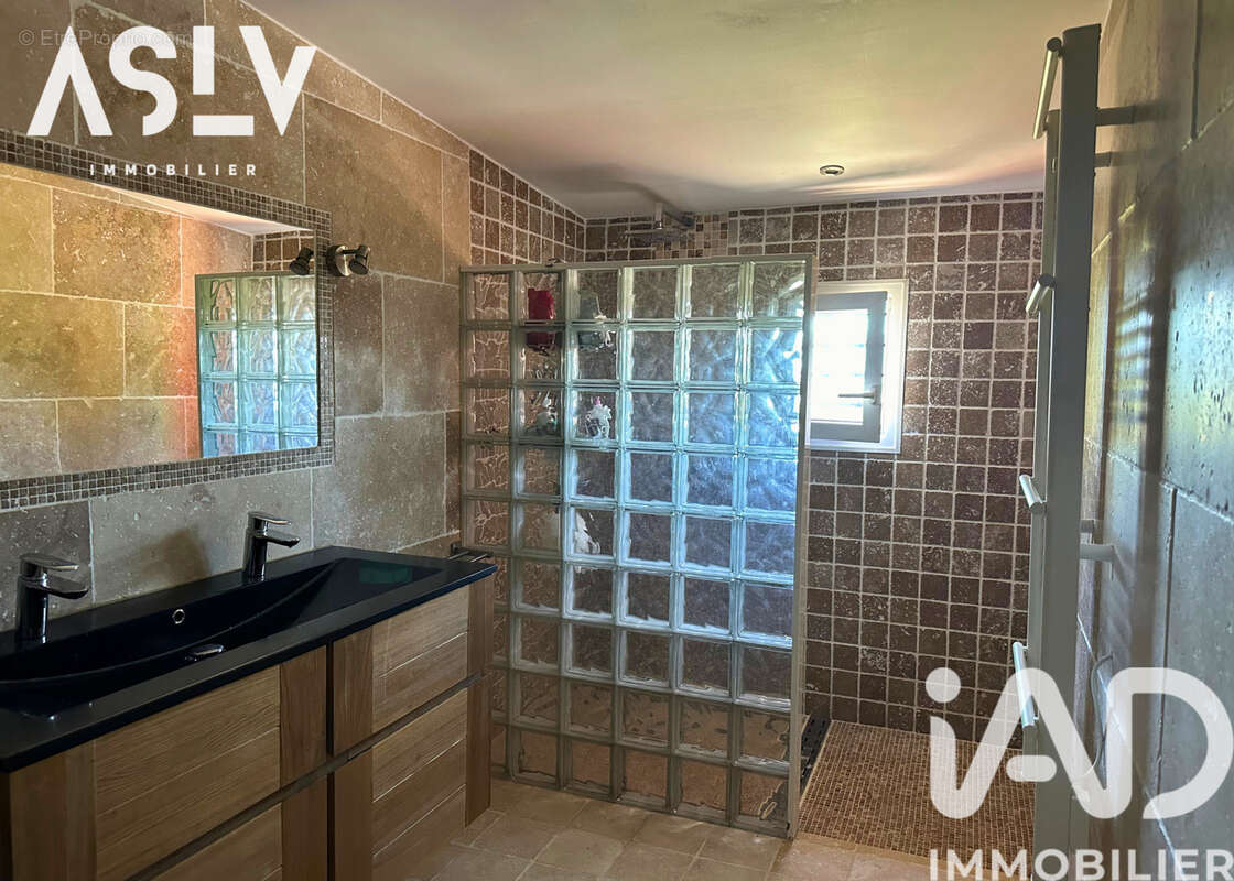 Photo 7 - Maison à SIX-FOURS-LES-PLAGES