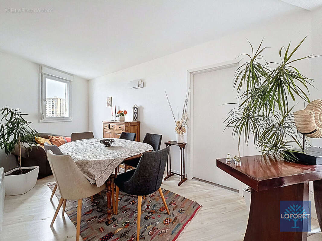 Appartement à LAXOU