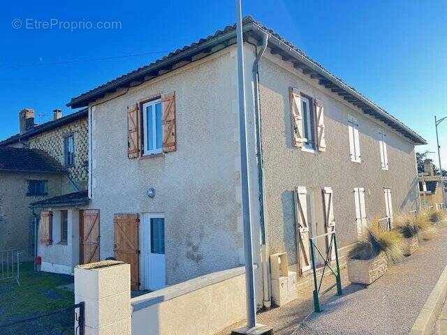 Appartement à MASSEUBE