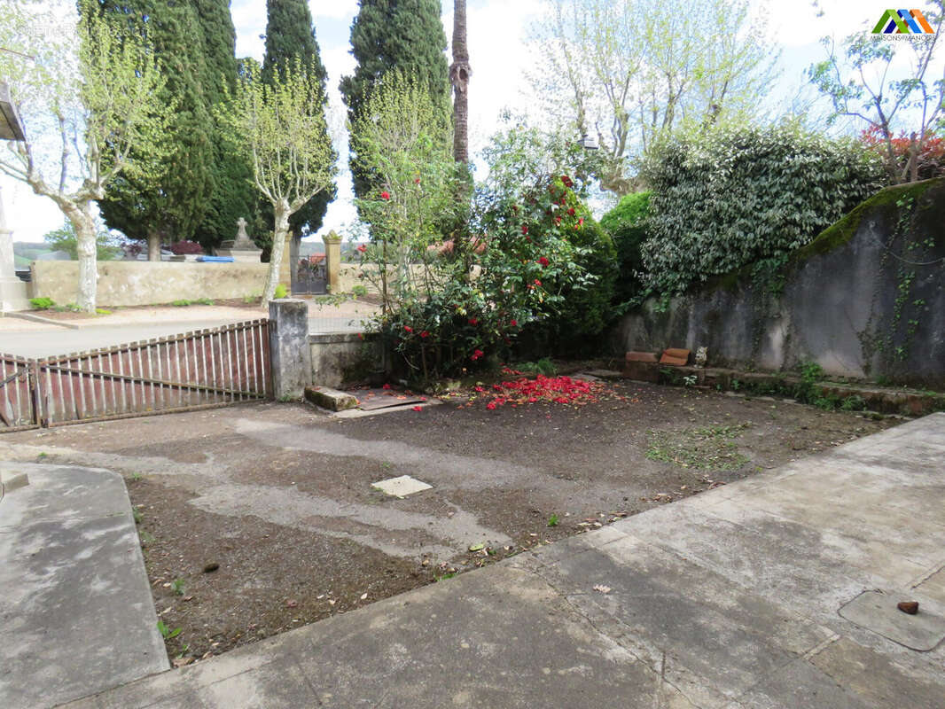 Maison 110 m² à Mont-D'astarac  - photo 2