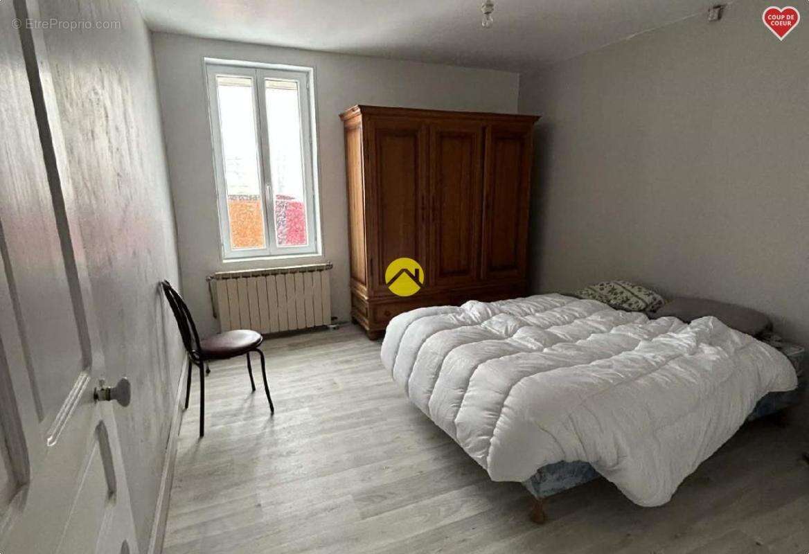 Maison à VOUSSAC