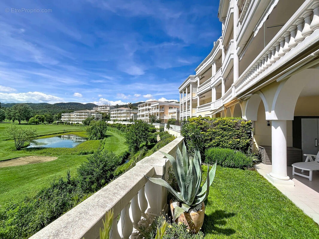 Appartement à MANDELIEU-LA-NAPOULE