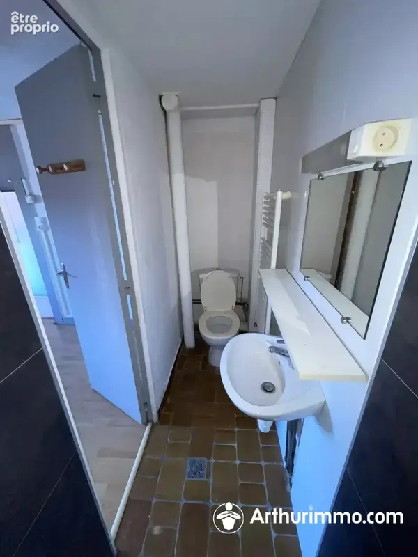 Seloncourt – centre-ville – appartement t2 de  m² - photo 3