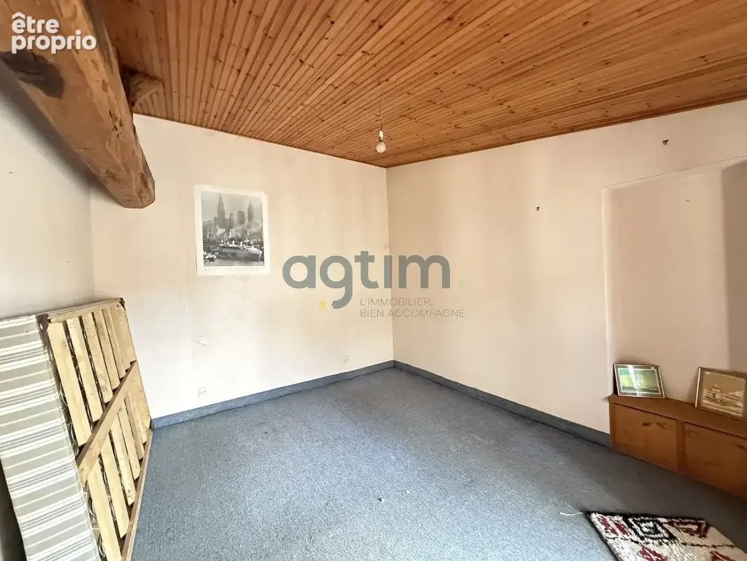 Maison de bourg, 5 chambres, garage, jardin, grande cour, terrain 315m2 - photo 17