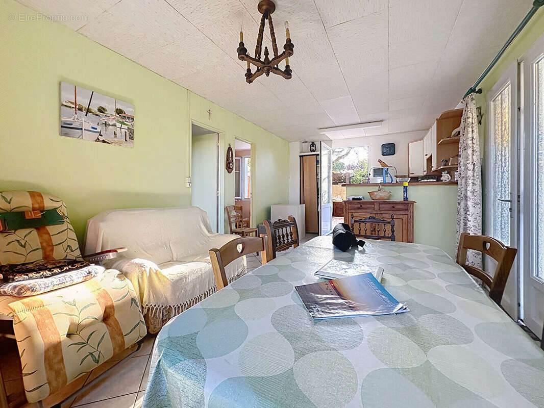 Maison à PORT-DES-BARQUES