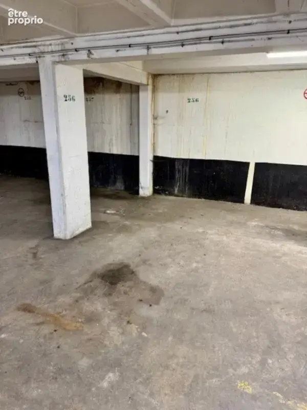 Parking à PARIS-13E