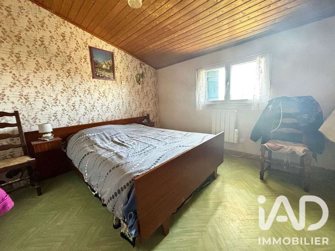 Maison 180 m² à L'eguille  - photo 6