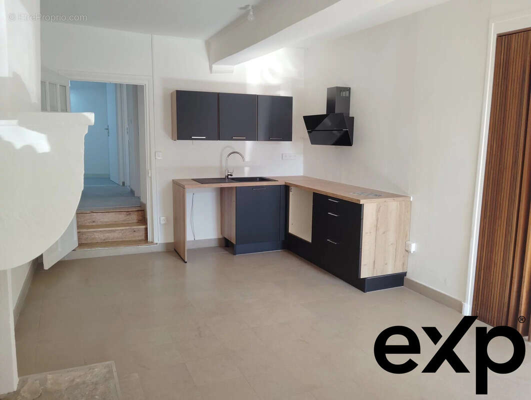 Maison à CHISSEY-LES-MACON