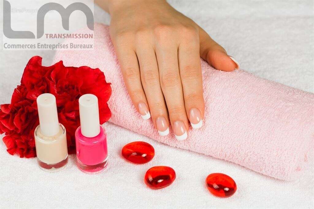 Commerce à PARIS-1E