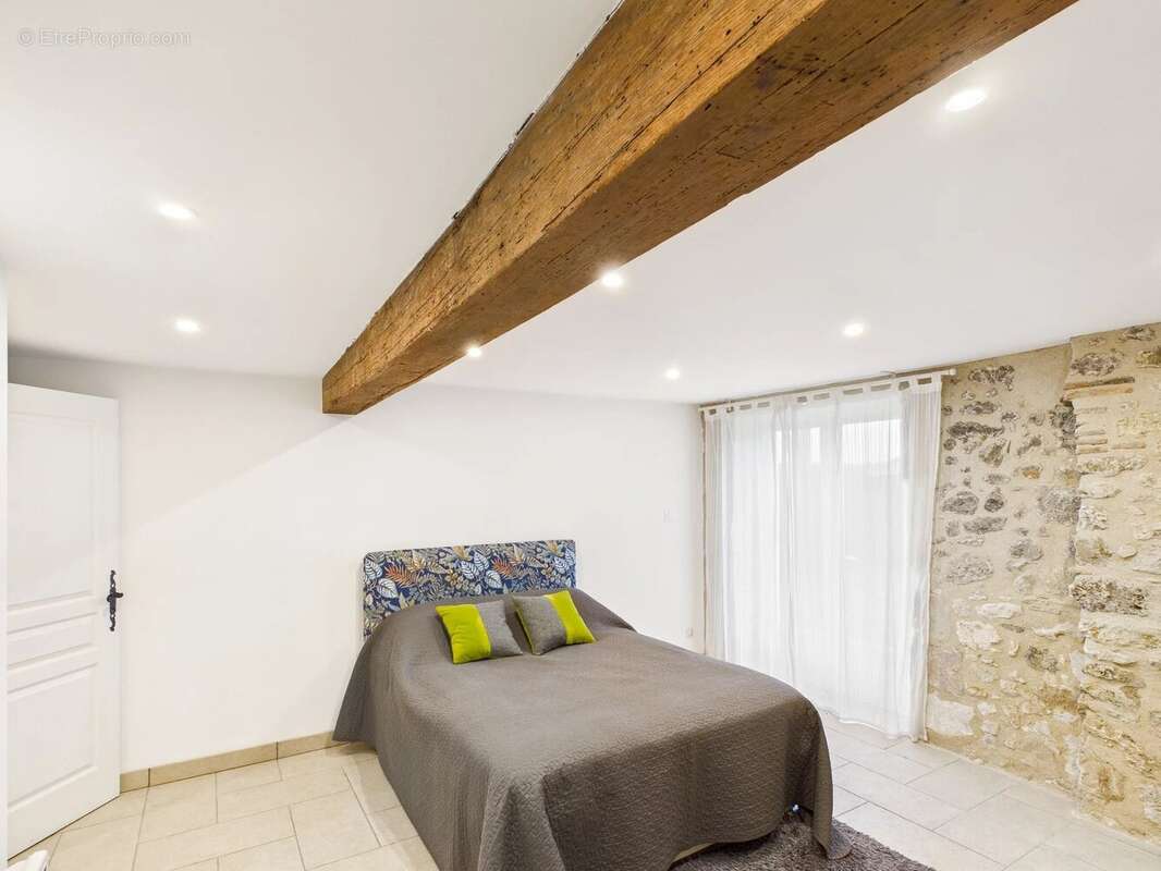 Maison à EYMET