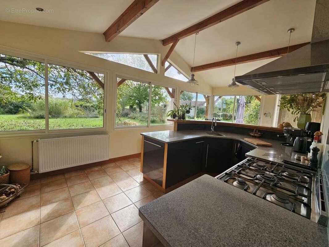 Maison à LABATUT-RIVIERE