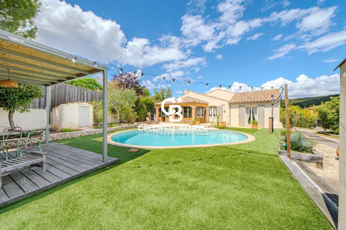 Maison à VAILHAUQUES