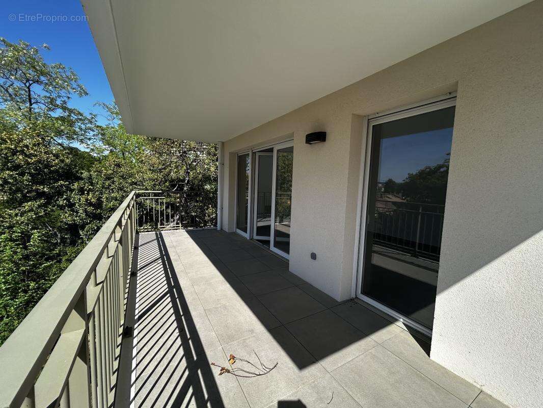 Appartement à MARSEILLE-9E