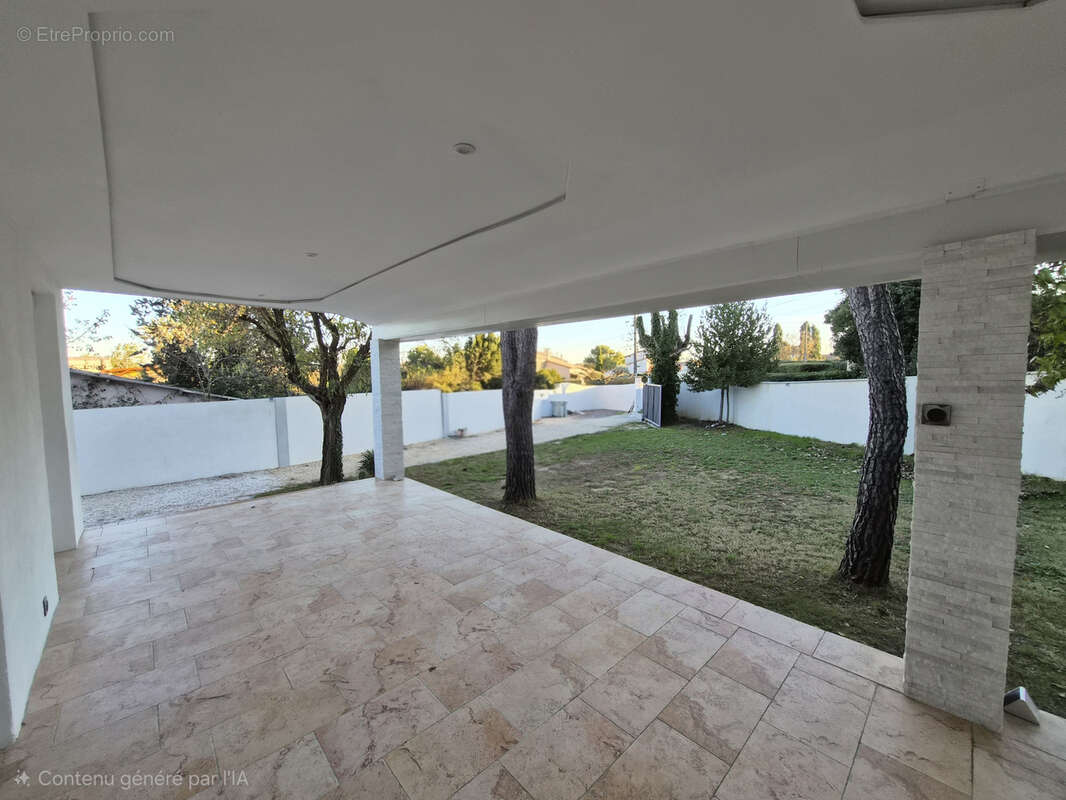 Maison à SAINT-CHRISTOL-LES-ALES