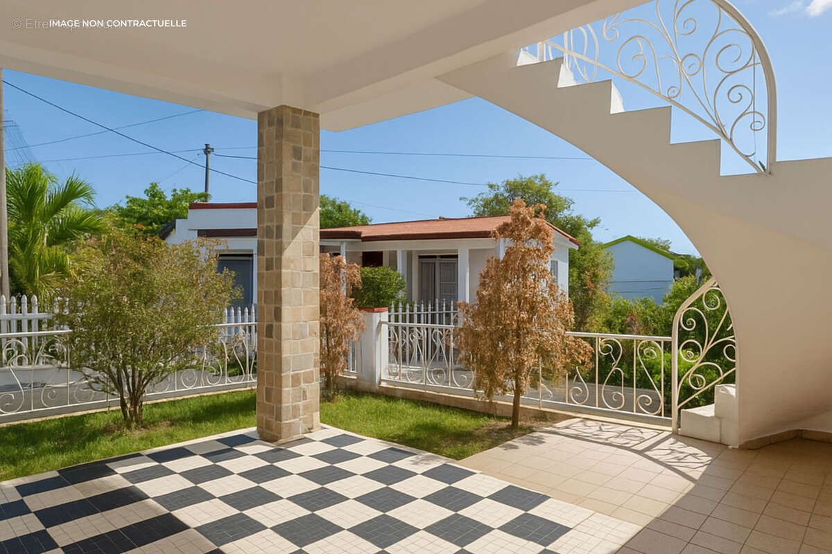 Maison à BASSE-TERRE