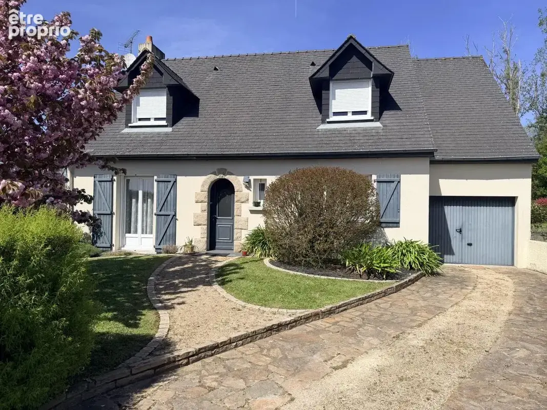 Maison à LA CHAPELLE-LAUNAY