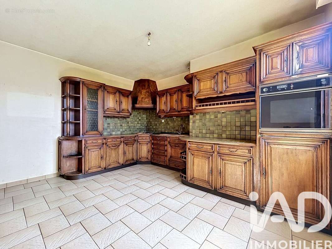 Photo 4 - Maison à SAINT-CARADEC