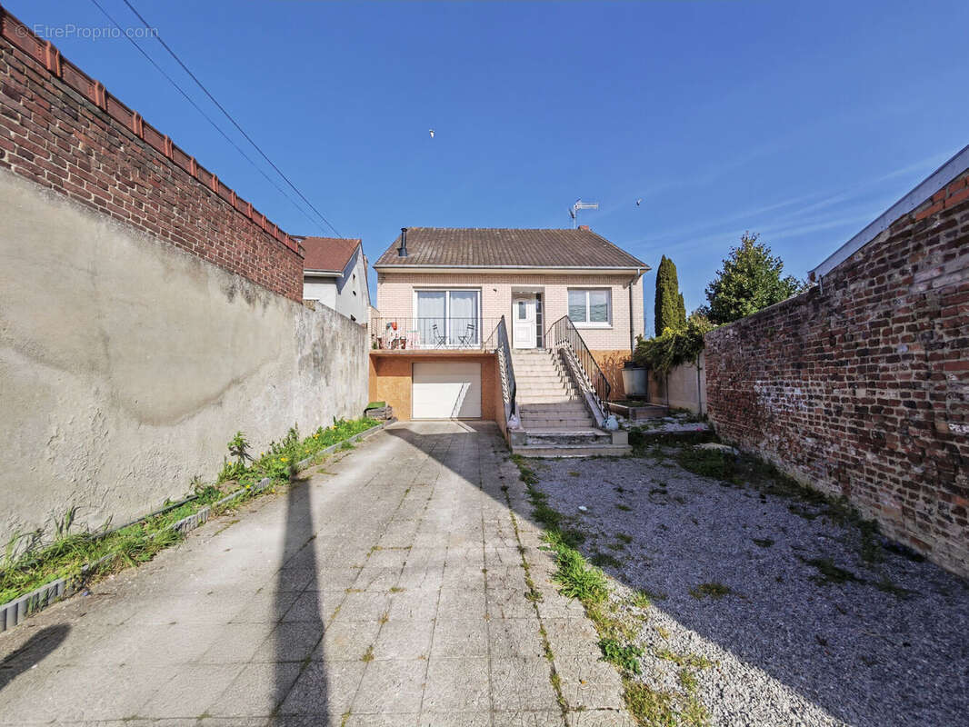 Photo 2 - Maison à BETHUNE