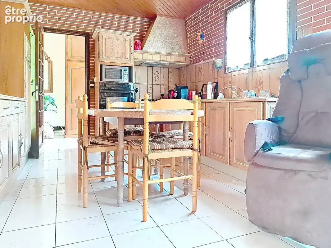 L'Isle Jourdain: Maison et gite - photo 3