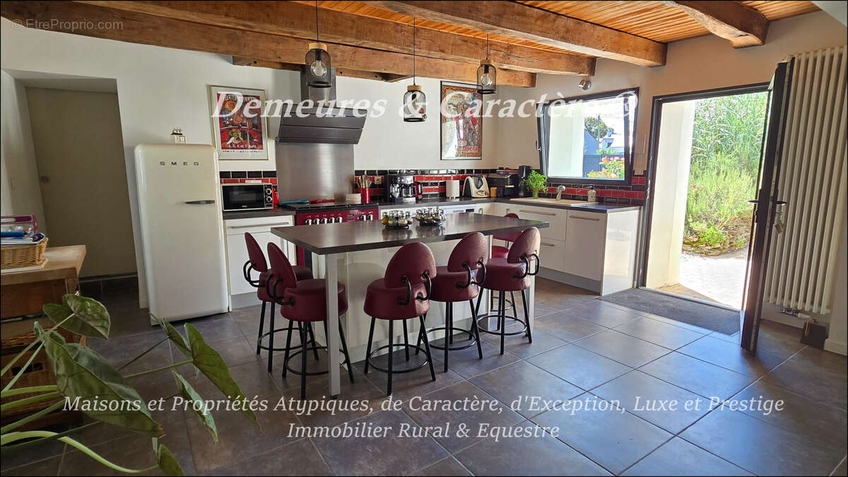 Maison avec piscine et dépendances - photo 6
