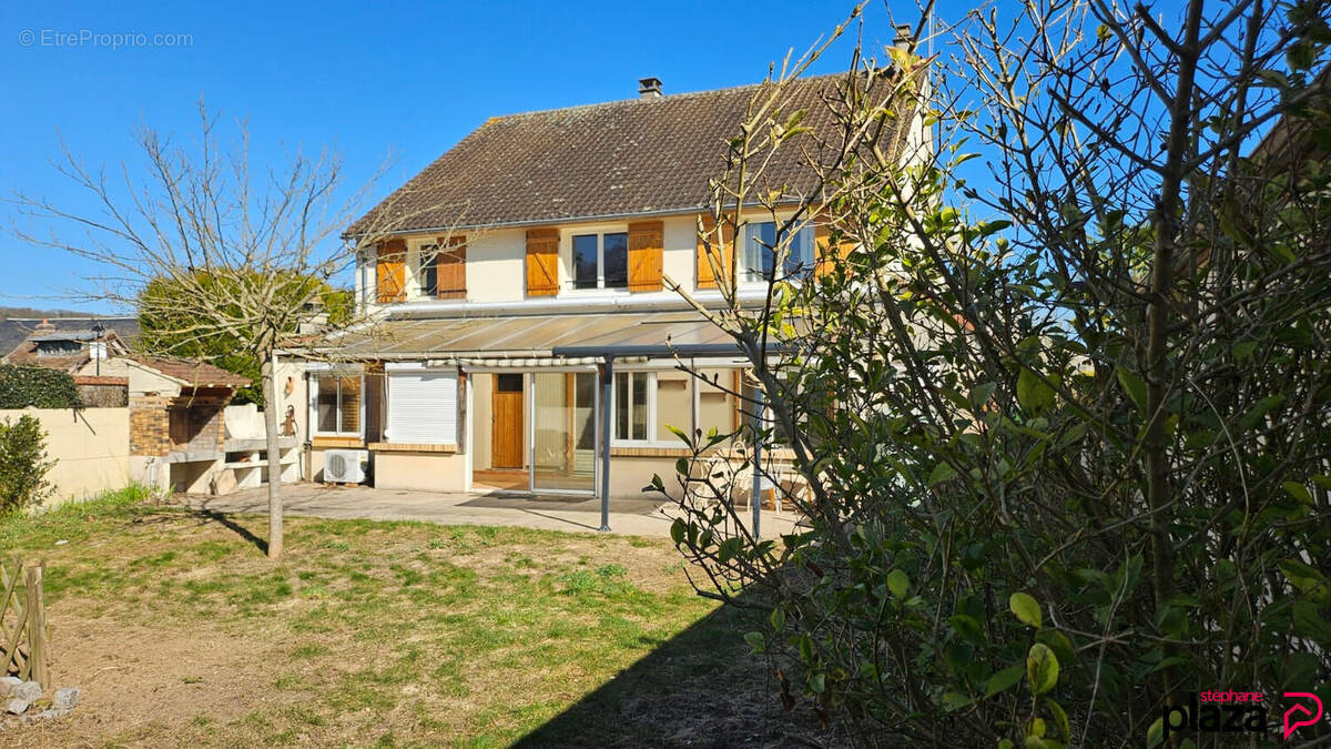 Maison à LA FERTE-ALAIS