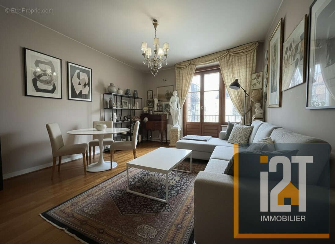 Appartement à NIMES