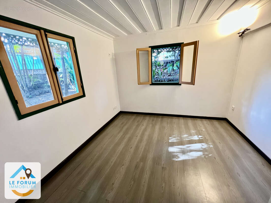 Saint pierre 97410 - ensemble immobilier - 3 logements - fort potentiel - quartier prisé - photo 7