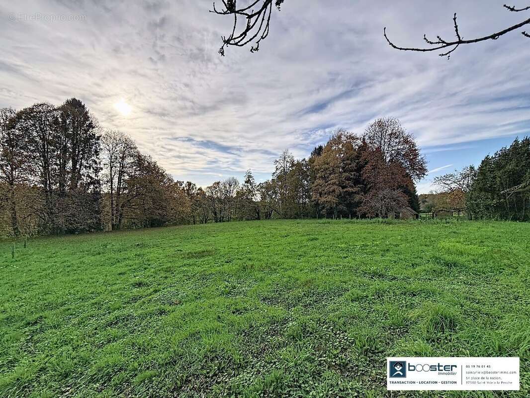 Maison à SAINT-YRIEIX-LA-PERCHE