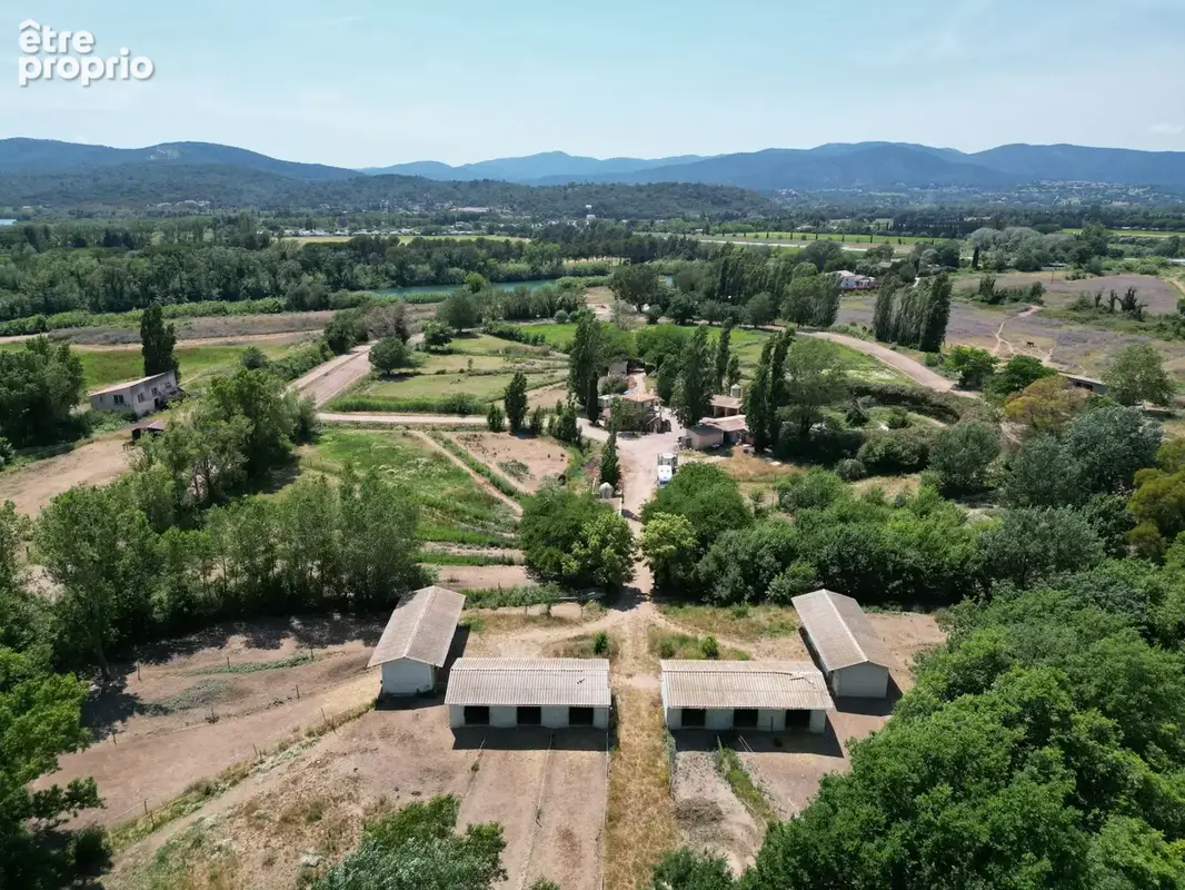 Maison 10 pièces 533 m² à vendre à Frejus (83600) - photo 7