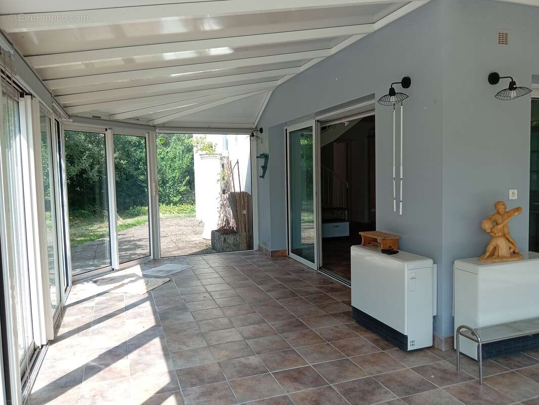 Maison à SAINT-PRIEST-LA-MARCHE