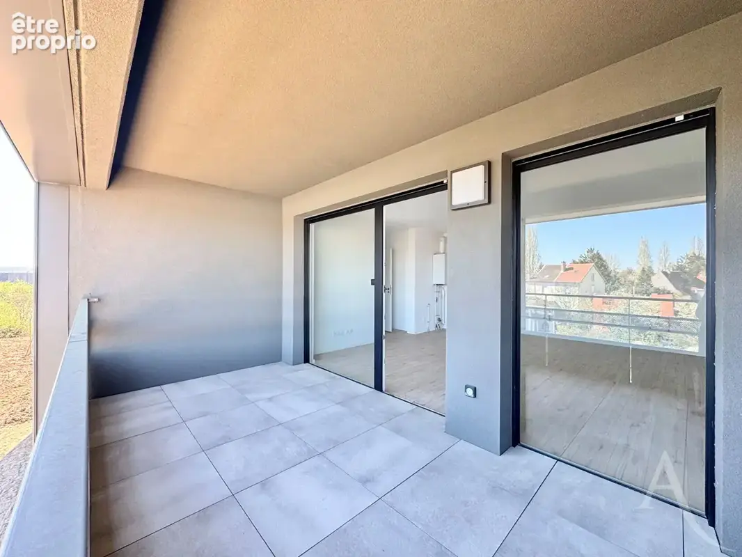 T3 moderne et élégant avec sa terrasse couverte (10m²) - photo 4