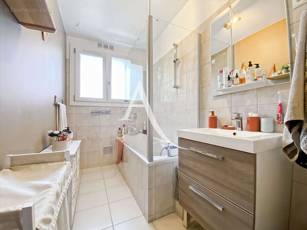 Appartement Bois D Arcy 3/4 pièce(s) 68 m2 - photo 10
