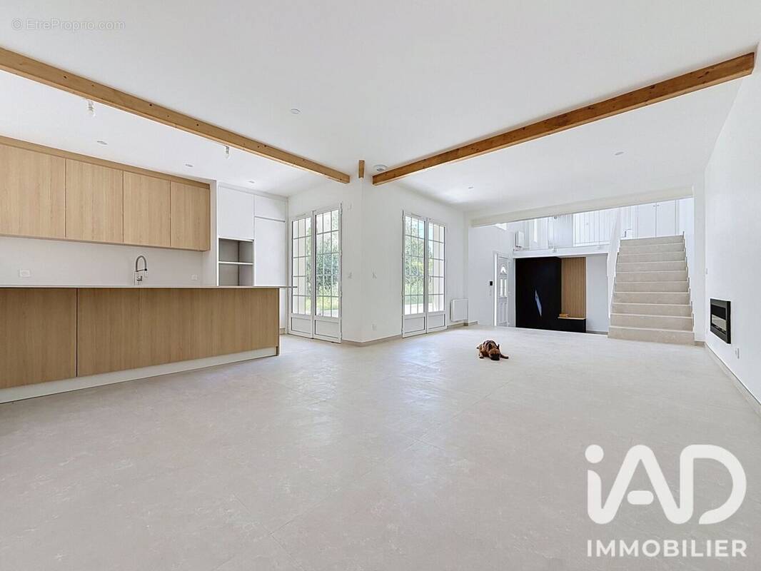 Photo 1 - Maison à SAINTE-GENEVIEVE-DES-BOIS