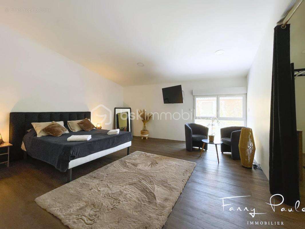 Maison à PUISSERGUIER