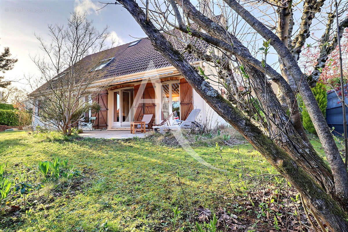 Maison à COURDIMANCHE