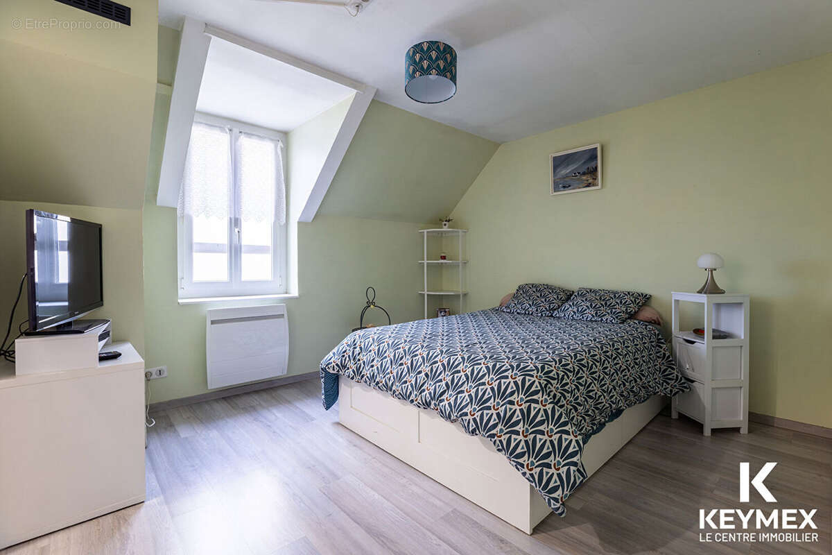 Maison à LE MESNIL-EN-THELLE