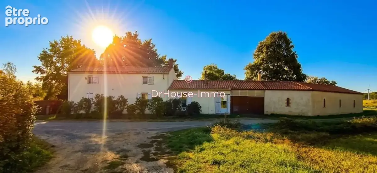 Maison à SAINT-PAUL-MONT-PENIT