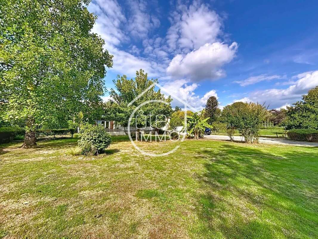 Maison à SAINT-PEY-DE-CASTETS