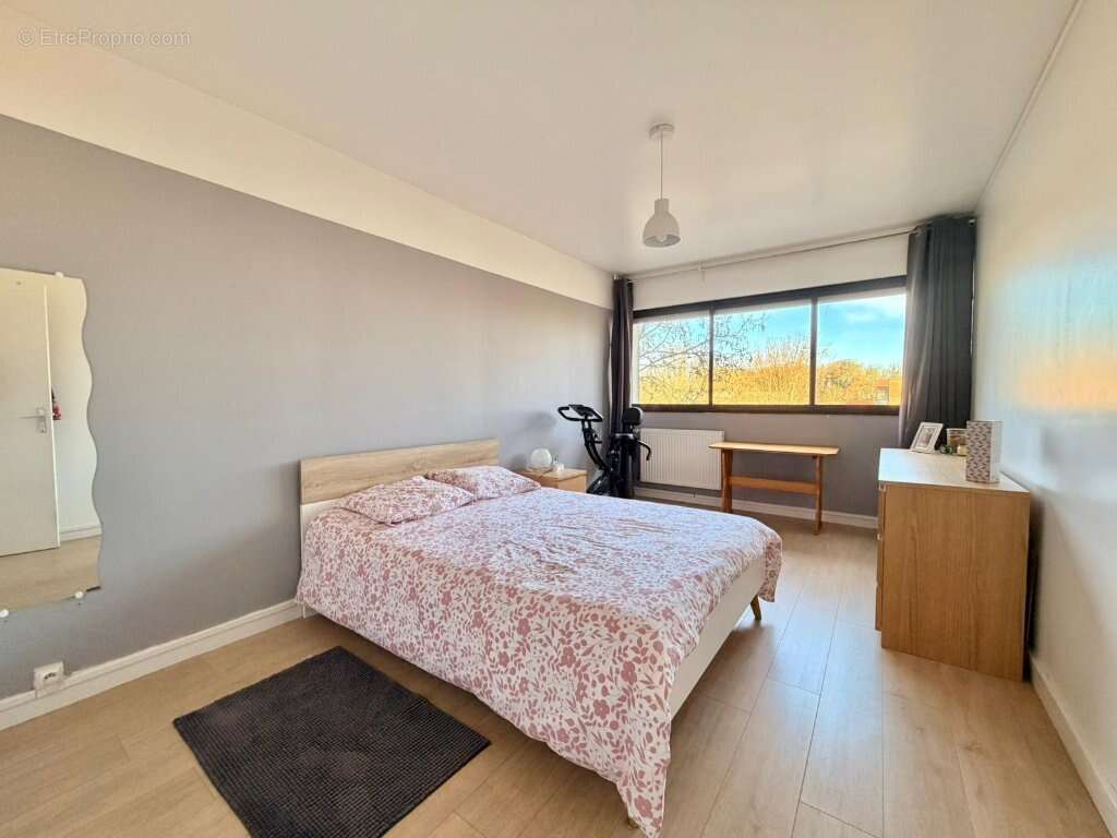 Appartement à MONS-EN-BAROEUL