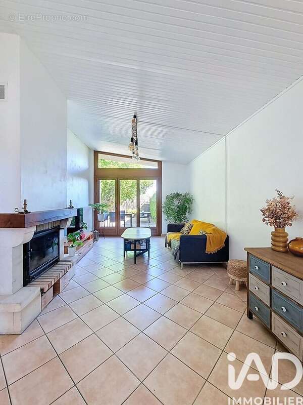 Photo 3 - Maison à COMBS-LA-VILLE