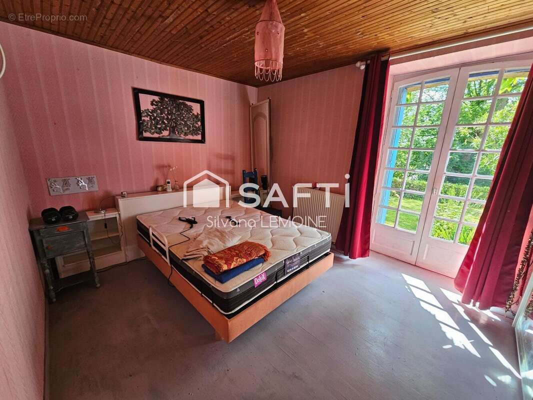 Maison 159 m² à La Cheze  - photo 4
