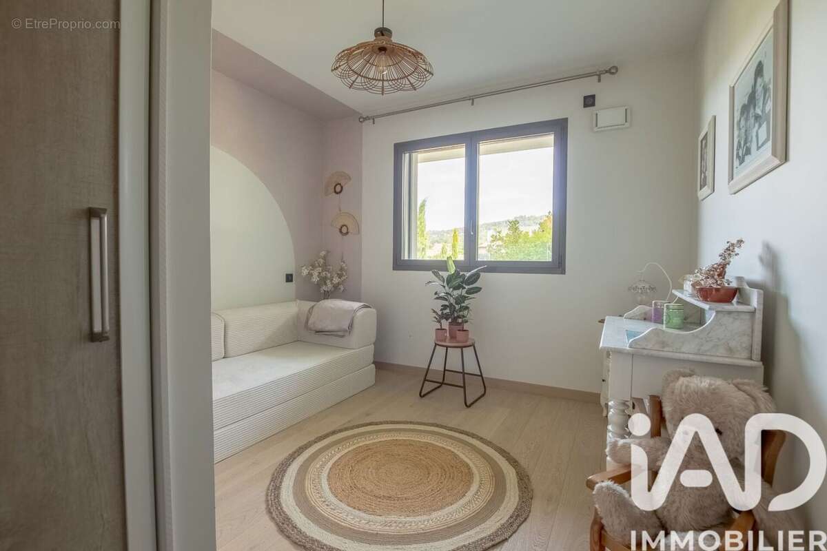 Appartement 86 m² à Aix-Les-Bains  - photo 9
