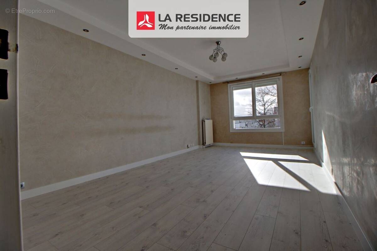 Appartement à PLAISIR